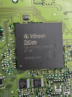 SAK-TC1793S-512F270EF AB  全新 汽车电脑板芯片 可直拍