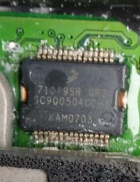 SC900504CDH1 71049SR 福特福克斯发动机电脑喷油嘴驱动芯片IC