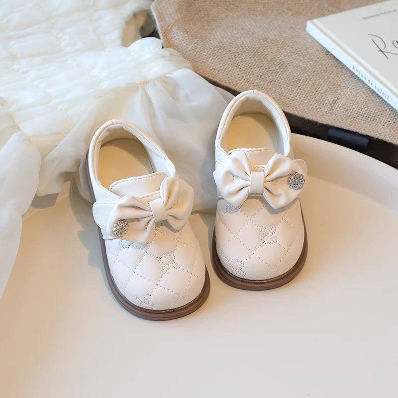 小童小皮鞋新款2026软底童鞋防滑鞋子女童单鞋洋气儿童公主女孩潮