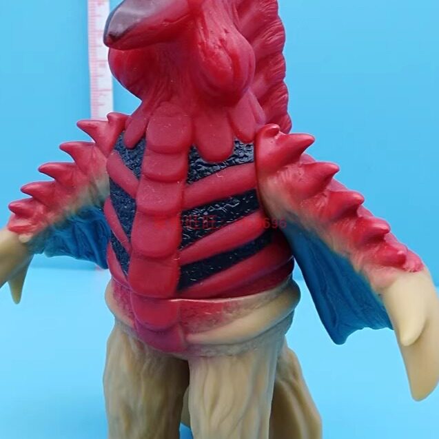 日本万代正版巴顿500软胶火花怪兽儿童玩具