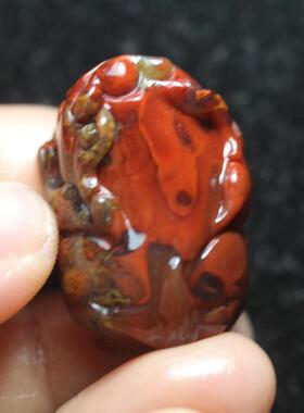 貔貅雕刻战国红玛瑙招财瑞兽吊坠