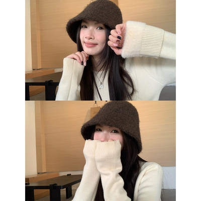 苏三三圆领加绒毛衣女秋