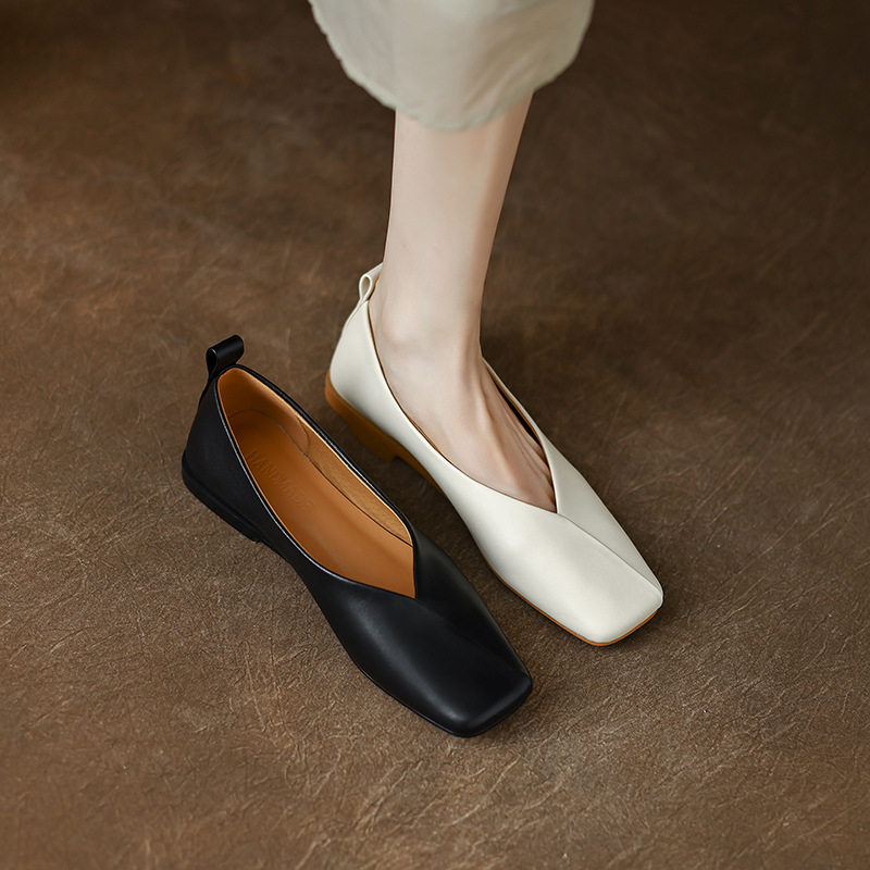 诗宝斐尔 巨软~方头浅口单鞋女春秋真皮平底软底豆豆鞋白色奶奶鞋,流行男鞋,马丁靴,淘宝优惠券,粉丝福利购,淘宝优惠卷