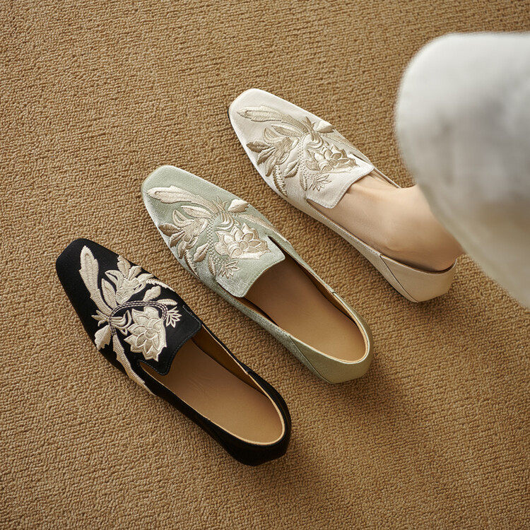 新中式刺绣浅口平底单鞋女软底国风舒适配旗袍设计感小众气质名媛,流行男鞋,马丁靴,淘宝优惠券,粉丝福利购,淘宝优惠卷