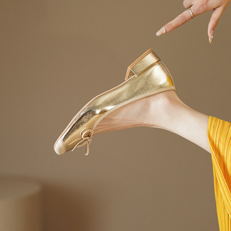 法式小香风银色单鞋女春夏气质百搭软底粗跟方头浅口低跟春夏新款,流行男鞋,马丁靴,淘宝优惠券,粉丝福利购,淘宝优惠卷