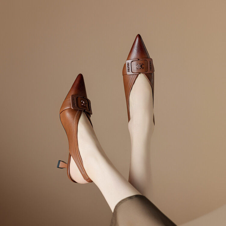 法式优雅头层牛皮女鞋里外真皮质感牛皮一字带包头凉鞋浅口平底鞋,户外/登山/野营/旅行用品,登山鞋/徒步鞋,淘宝优惠券,粉丝福利购,淘宝优惠卷