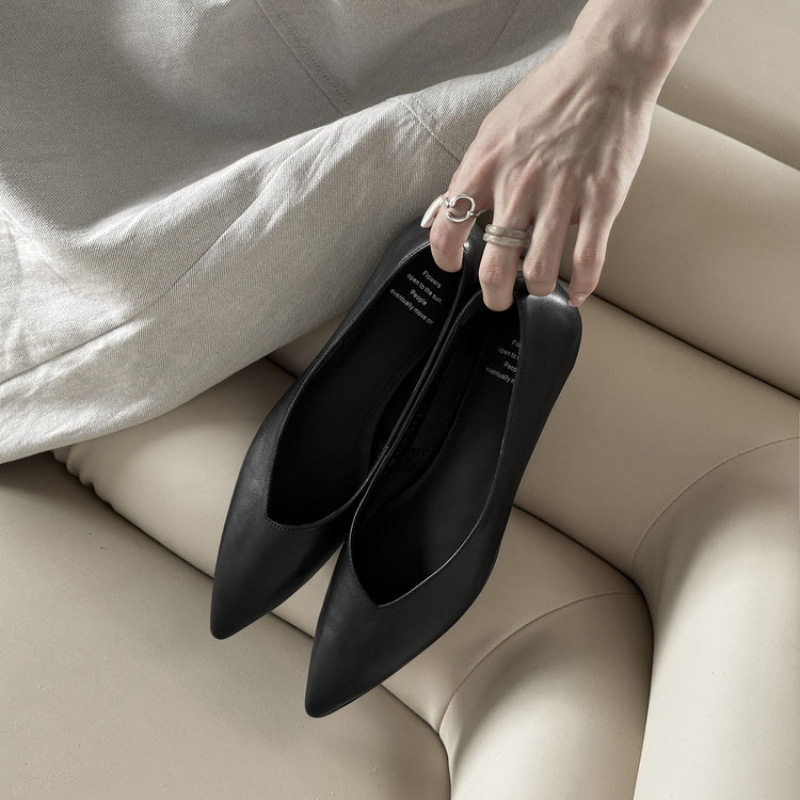 单鞋女2025新款尖头浅口平底鞋韩版软底瓢鞋百搭黑色职业工作女鞋,户外/登山/野营/旅行用品,登山鞋/徒步鞋,淘宝优惠券,粉丝福利购,淘宝优惠卷