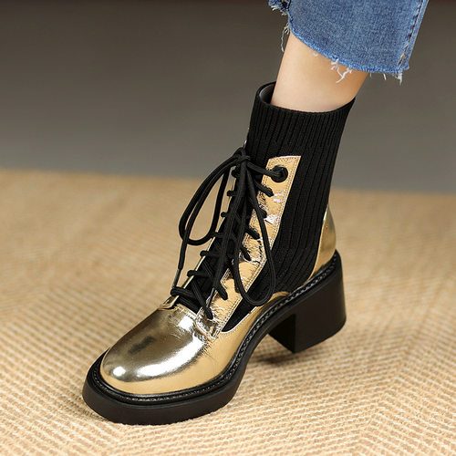 玥莱雅~弹力针织瘦瘦短靴2026秋冬新款英伦风系带厚底粗跟马丁靴