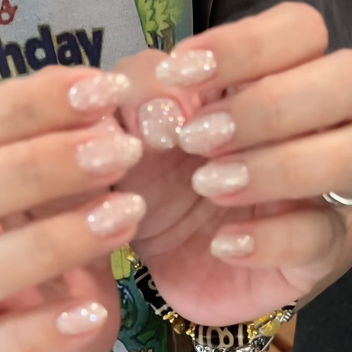 日本enoi 碎钻胶流行美甲爆款f24