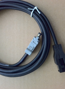 厂家直销 施耐德伺服电缆VW3M8121R50 5米长 长度可订制