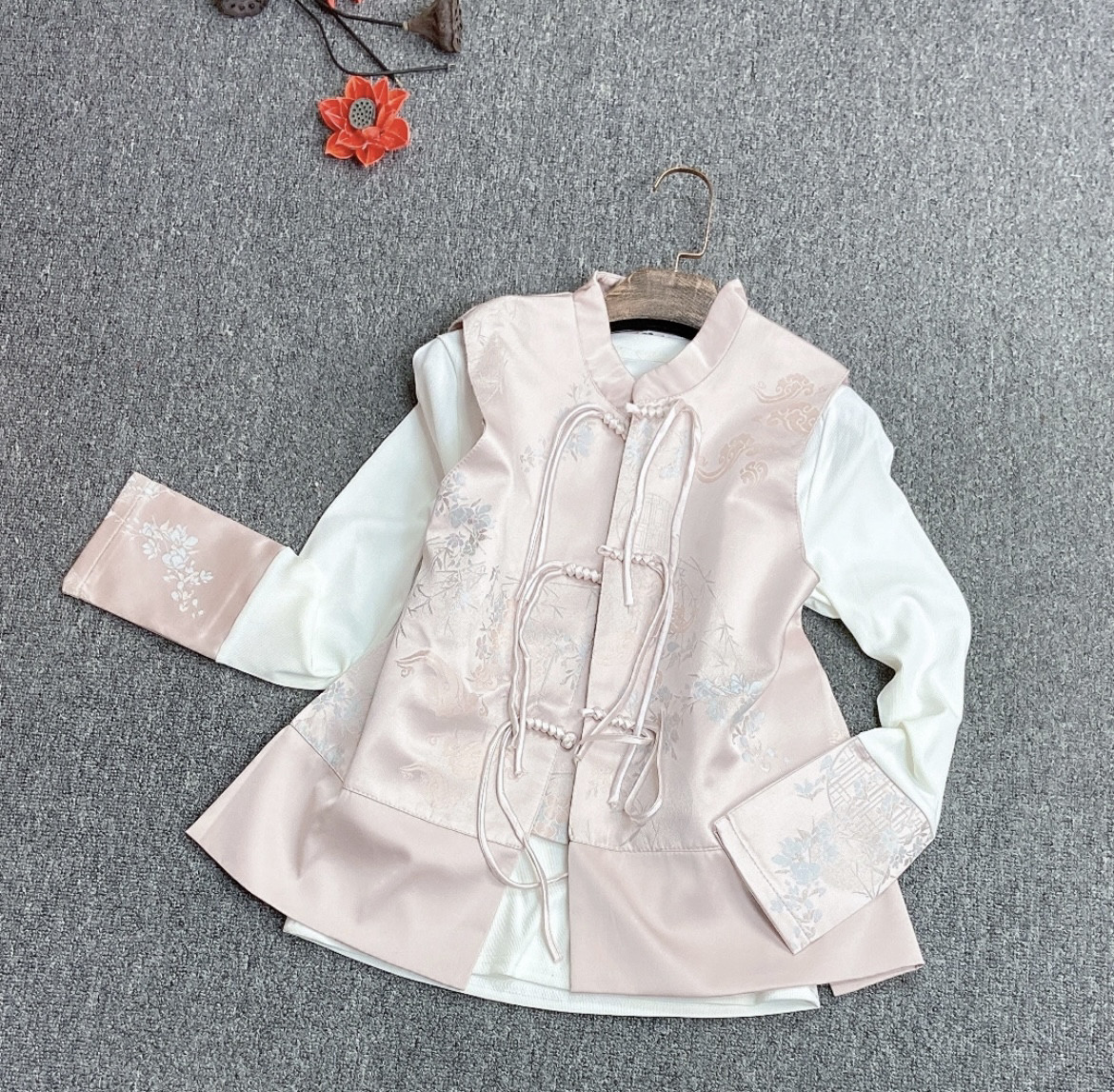 2024早春高级感新中式女装国风粉色盘扣马甲长袖拼袖T恤两件套装