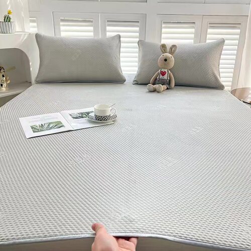 纯色A类凉感丝Q弹冰席三