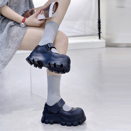玛丽珍女鞋2025新款法式单鞋女夏季配裙子女鞋牛皮大头增高厚底鞋