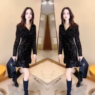 新款 潮流 显瘦V领亮片鱼尾裙女装 2022年春季 时尚 高端洋气百搭修身