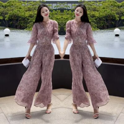 宽松减龄法式两件套上衣搭配裤子