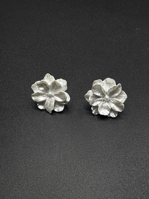 New Vintage古著山茶花耳钉