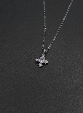 雪花星星项链女轻奢小众高级2025新款吊坠毛衣链P10952