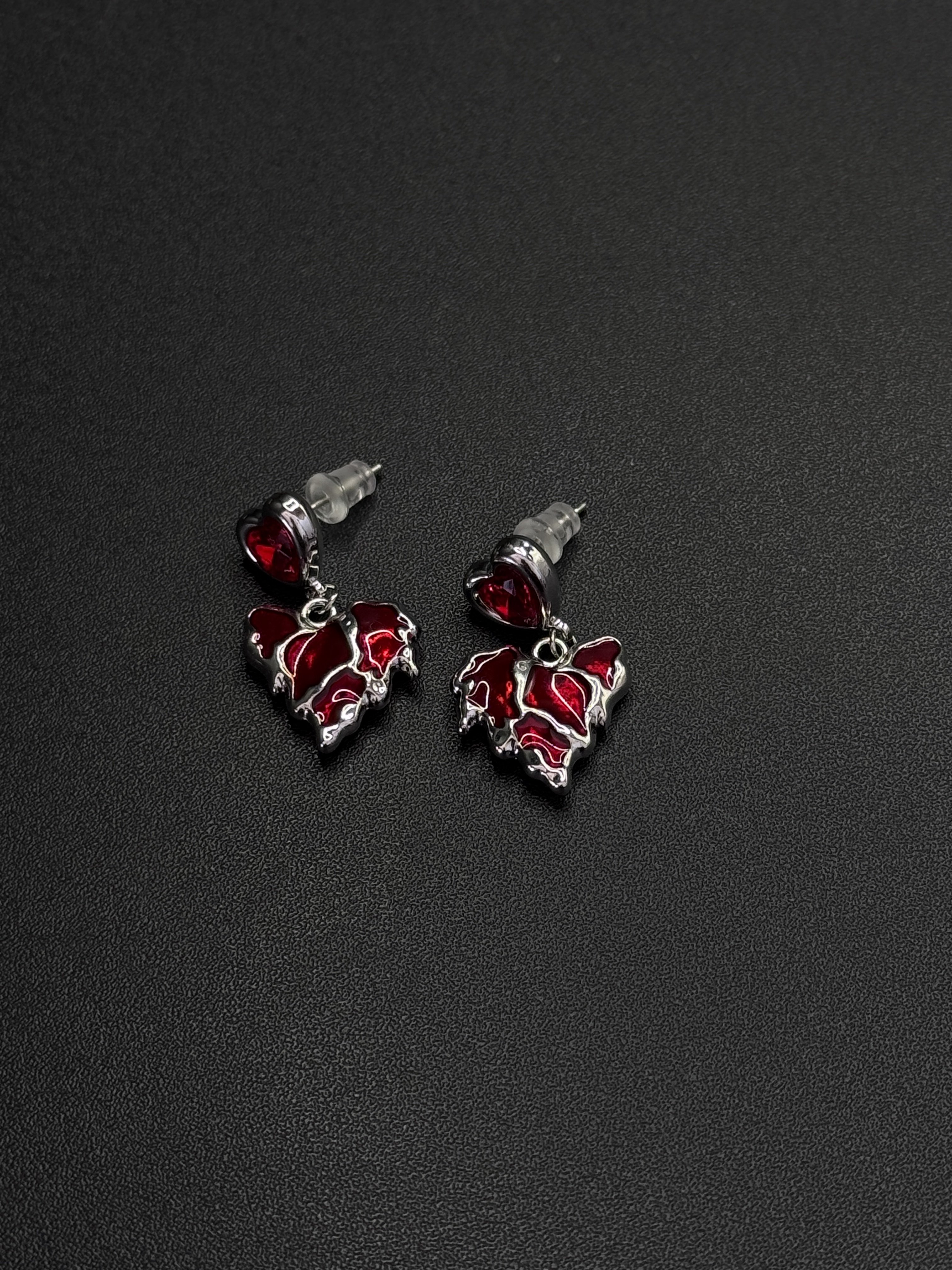 Vintage古著暗黑复古红色熔岩火焰爱心耳环甜酷轻奢耳饰P121554