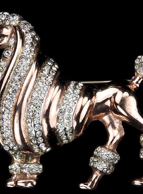 西洋古董Vintage贵妇犬美国翠法丽Trifari皇冠小众设计胸针海报款