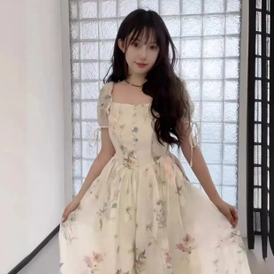 碎花连衣裙女夏季 法式 方领气质名媛小清新甜美显瘦茶歇长裙图片色