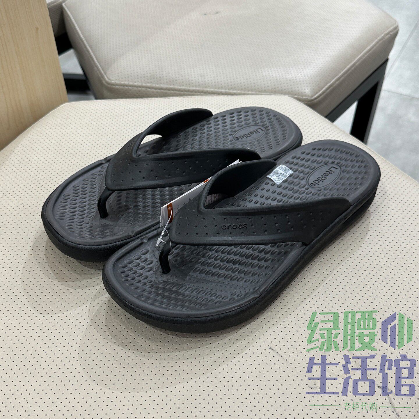 Crocs/卡骆驰国内代购舒乐户外舒适平底男鞋夹脚人字凉拖211101