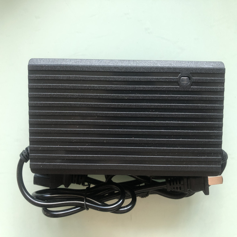 园林农用家用充电电线充电器齿轮箱配件割草机绿篱机采茶机配件