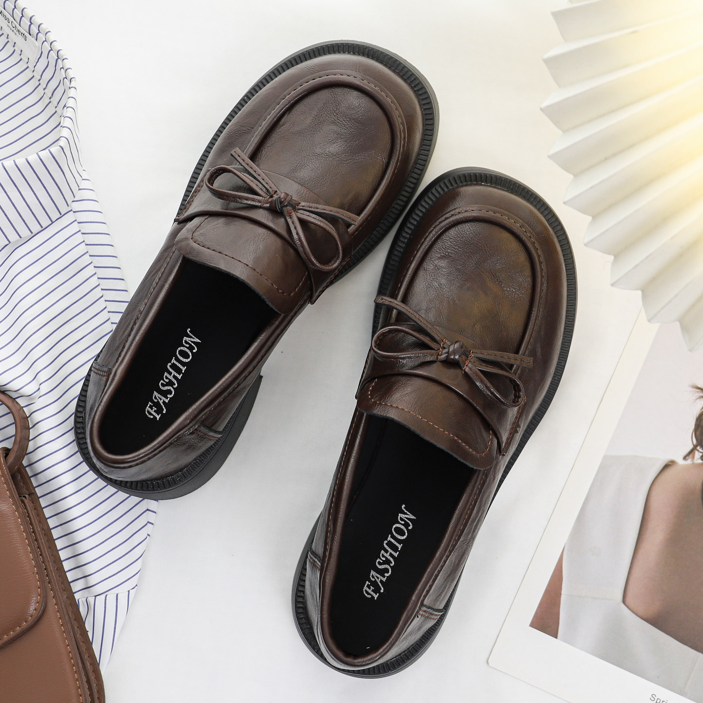 棕色复古小皮鞋女平跟乐福鞋一脚蹬可爱圆头休闲单鞋学院风日系jk