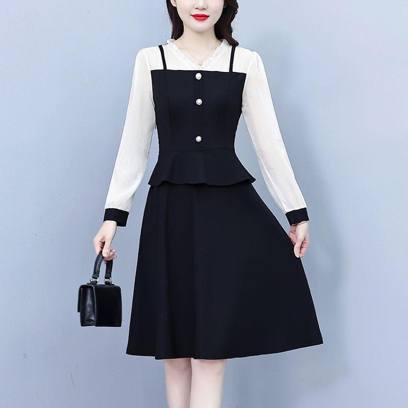 高级感撞色大码女装2025新款荷叶边拼接连衣裙V领裙子显瘦高档女
