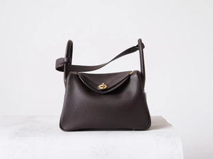 半手工缝制进口TC头层牛皮林迪包26CM乌木色金扣女款手提单肩包