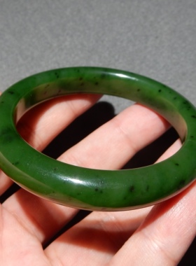 方言和田玉俄料菠菜绿碧玉手镯