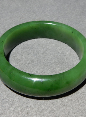 方言和田玉俄料菠菜碧玉手镯