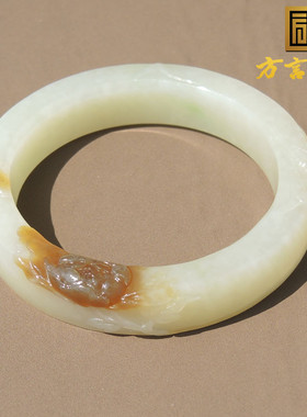 新疆且末料油润糖白玉女士手镯