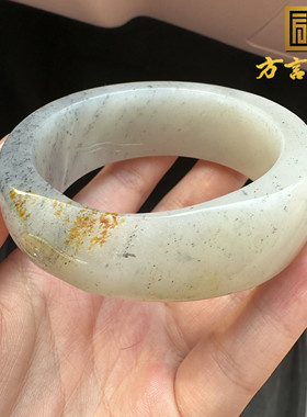  嗨翻天方言和田玉精品特色新疆老熟红金皮青花籽料52mm手镯O1