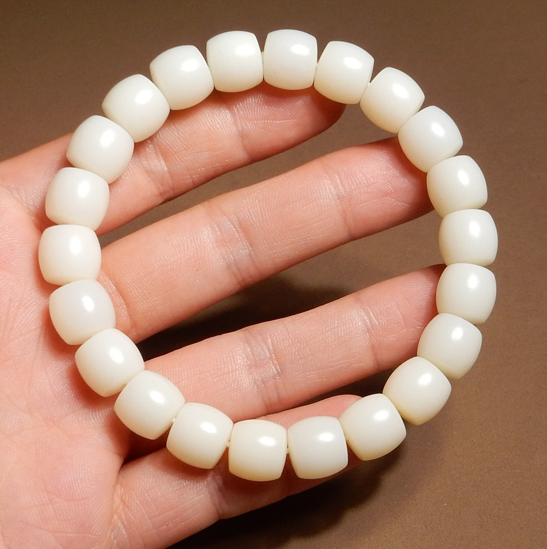 方言和田玉新疆细腻米达料手串