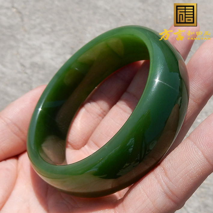 方言企业和田玉菠菜绿碧玉手镯