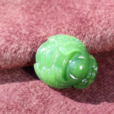 俄罗斯料苹果绿碧玉富甲天下吊坠