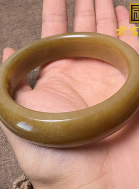美美哒方言和田玉精品珍藏级新疆且末料细腻油润糖玉卡63mm手镯X5