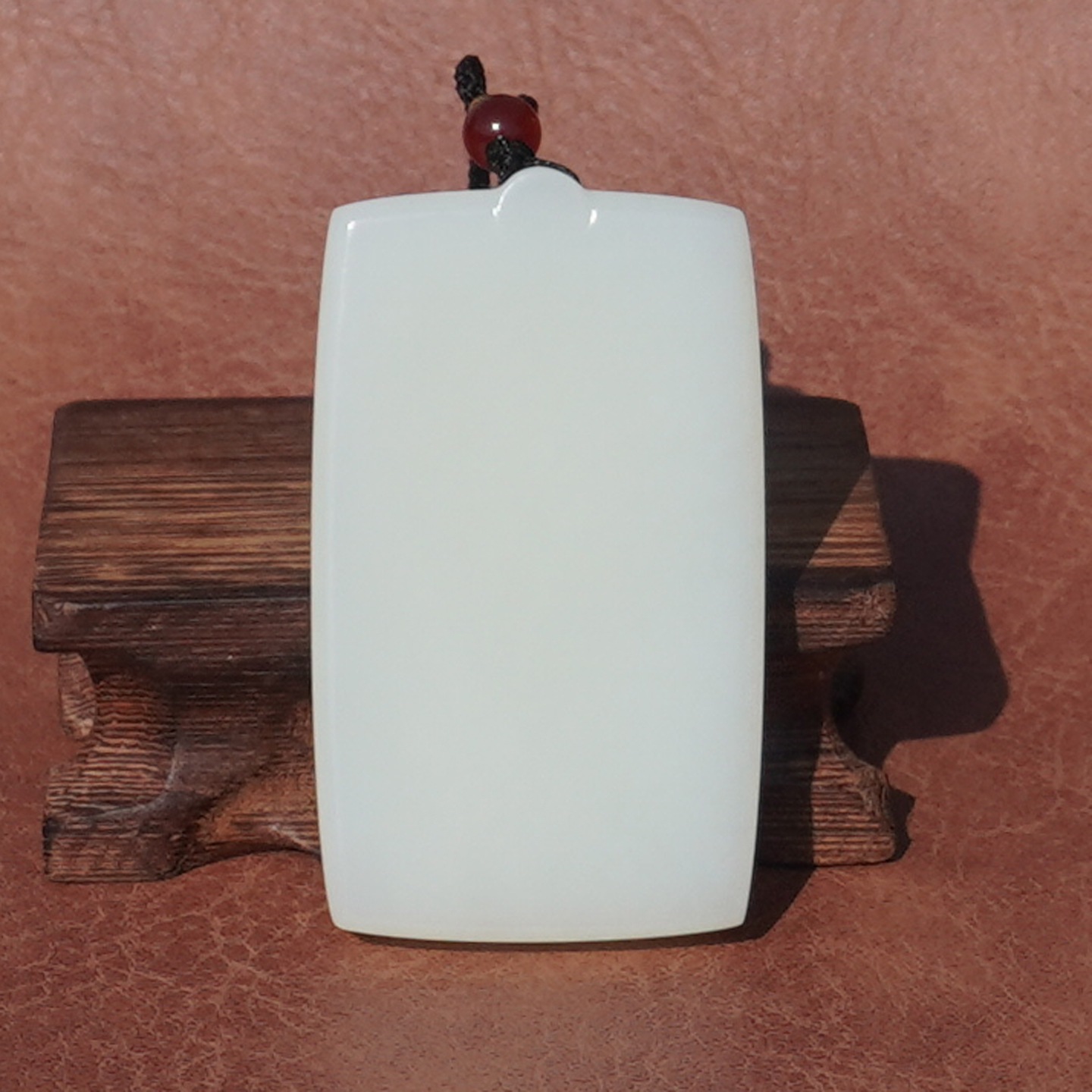 方言新疆且末老坑料羊脂白玉吊坠