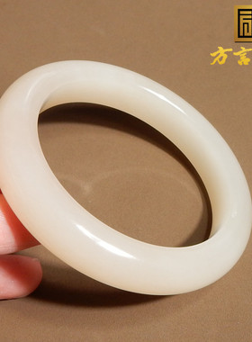 青海老坑野牛沟藕粉正装56M手镯