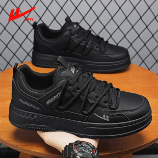 原创设计板鞋 厚底纯黑男鞋 男面包鞋 小众休闲鞋 2026春季 回力小黑鞋