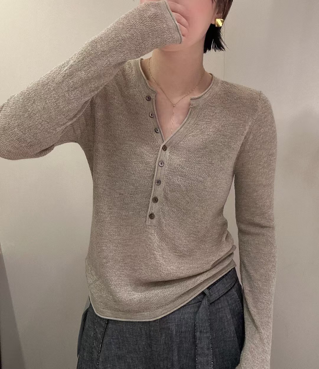 壹彩半开领套头针织衫女2026秋季纯色内搭打底衫长袖V领上衣1704