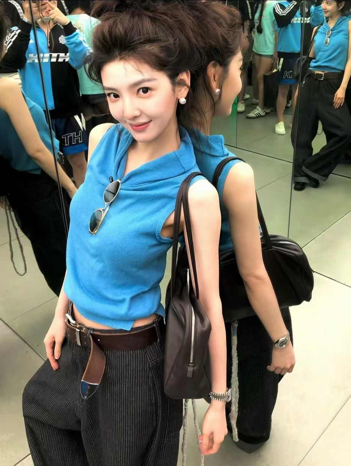 IF正品章若楠nana同款时髦亲肤透气冰岛蓝垂荡半高领针织背心上衣