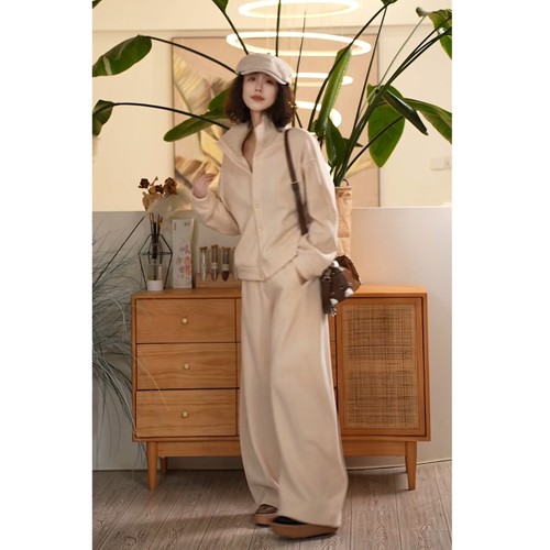 X【叭哒不惑】香草白巧 羊毛加绒立领休闲短外套裤子套装时尚百搭