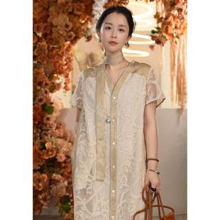 X【叭哒不惑】飞花令 夏季时尚V领连衣裙挂脖百搭国风印花长裙