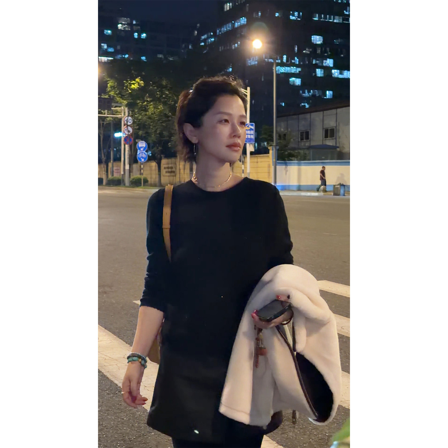 X【叭哒不惑】隐星 山羊绒简约时尚百搭细闪圆领长袖宽松针织衫