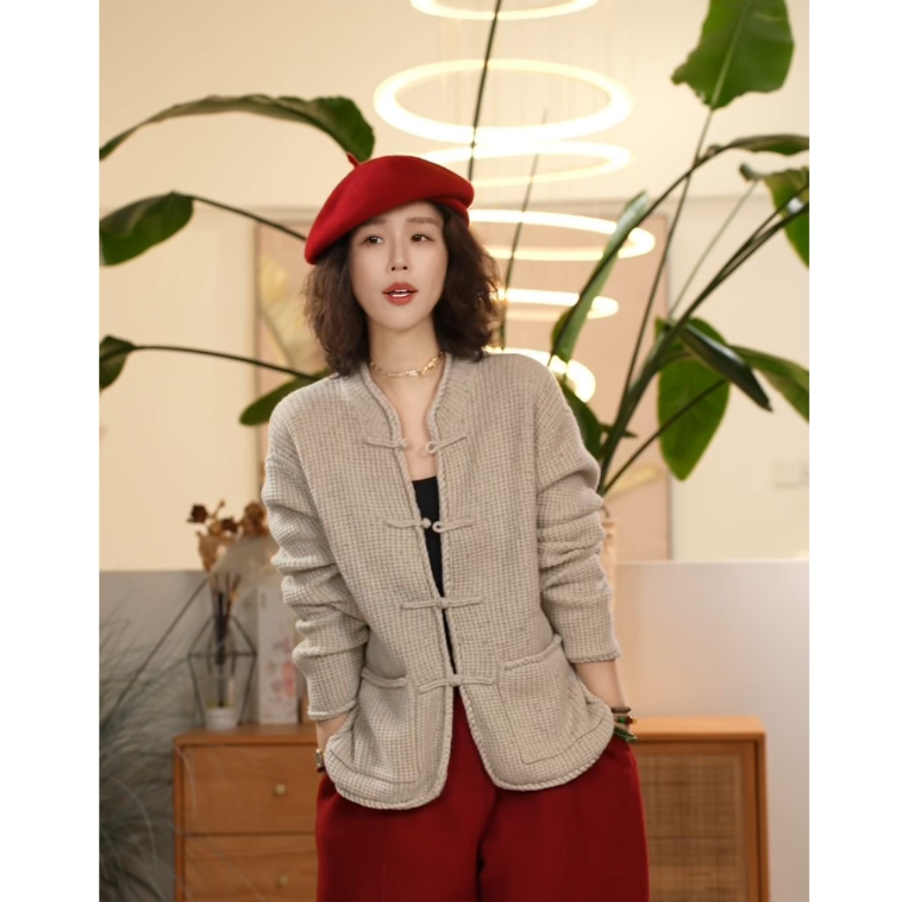 C【叭哒不惑】栀桃 山羊绒针织盘扣气质圆领上衣外套百搭开衫外套,女装/女士精品,毛衣,淘宝优惠券,粉丝福利购,淘宝优惠卷