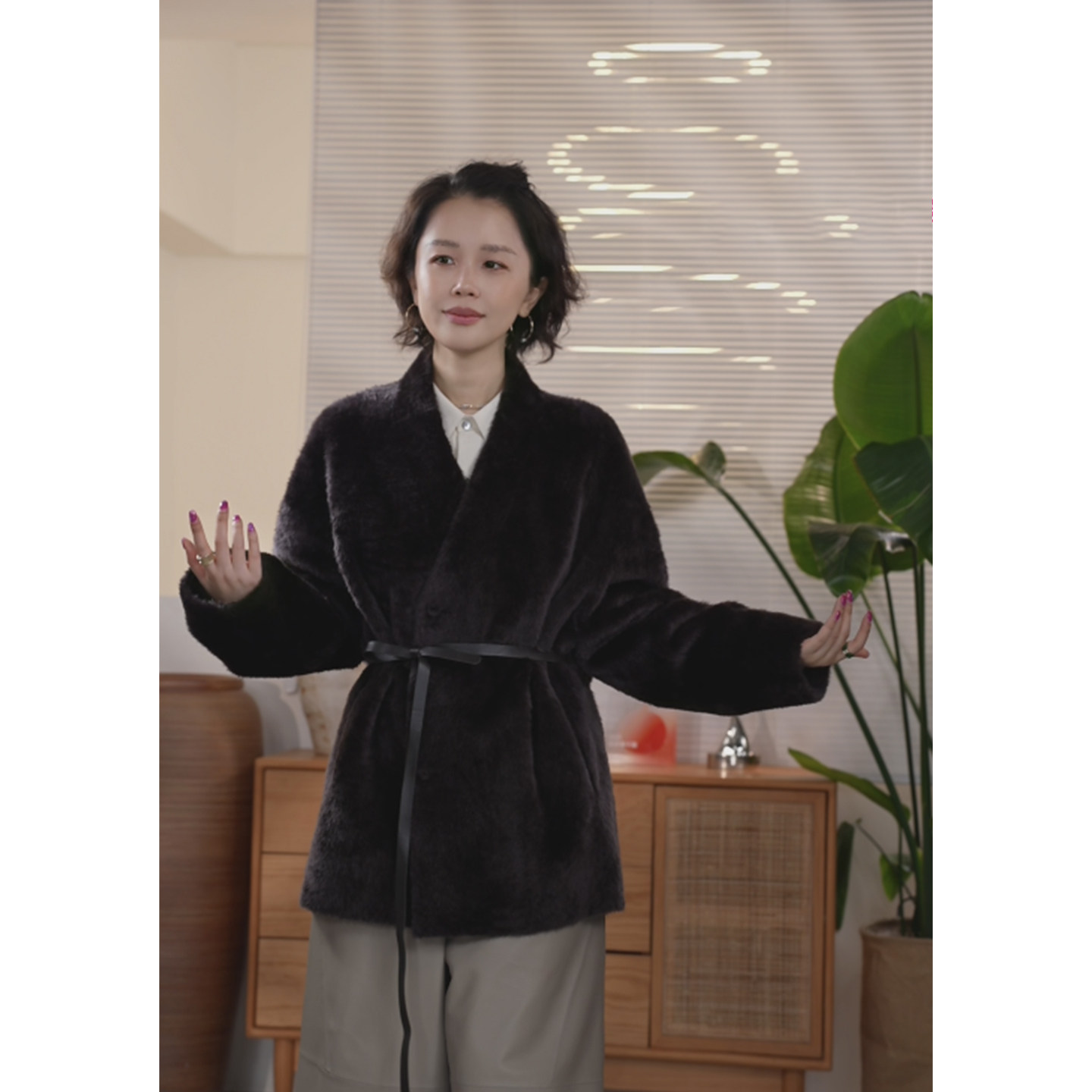Y【叭哒不惑】 拉贡羊皮毛一体强光泽高级感时尚百搭皮草外套