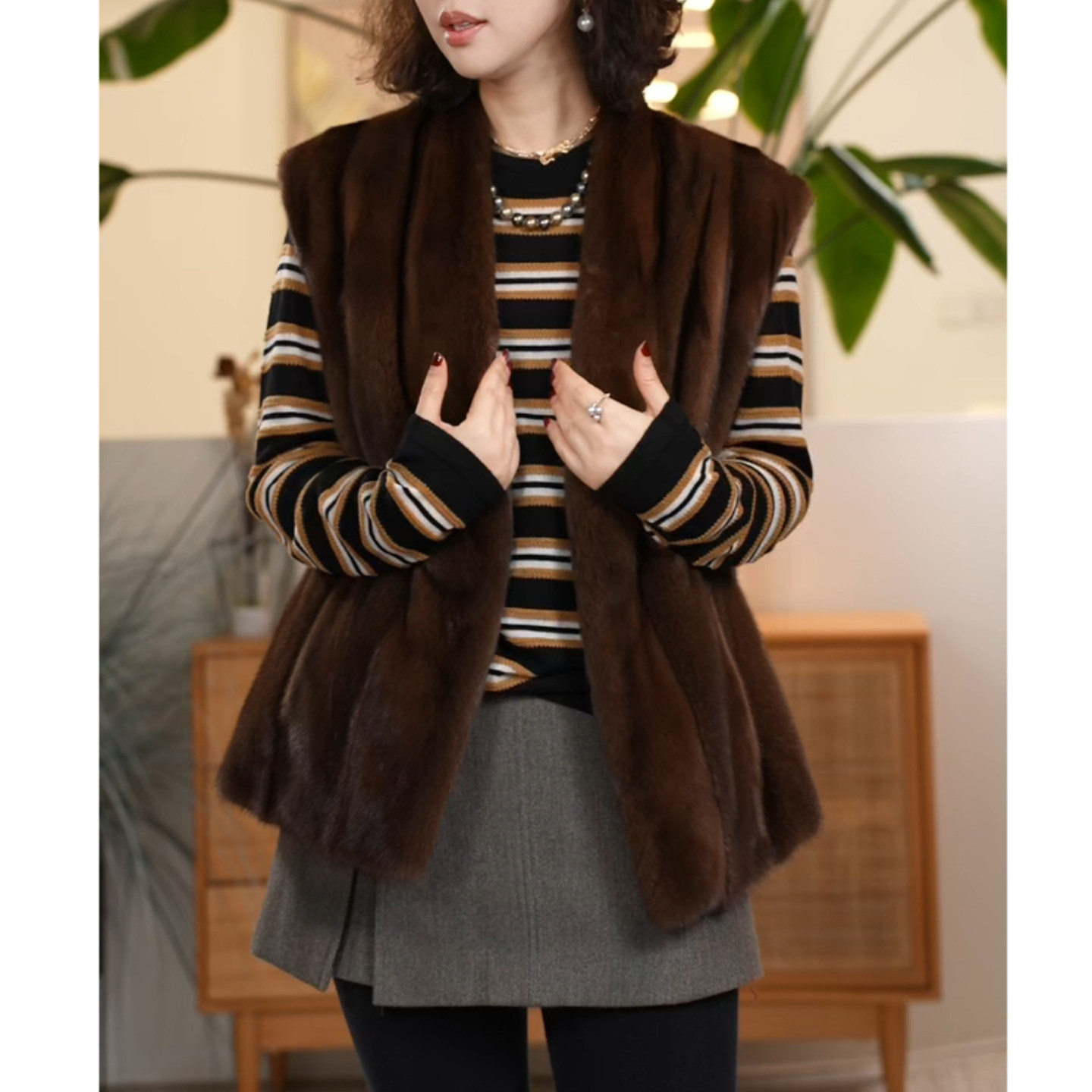 X【叭哒不惑】炉边诗 时尚显瘦休闲裙裤百搭不对称打褶高级短裙裤,女装/女士精品,休闲裤,淘宝优惠券,粉丝福利购,淘宝优惠卷