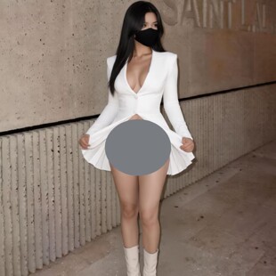 林昕学姐】秋冬性感低胸西装短款百褶连衣裙女御姐风心机开胸露出