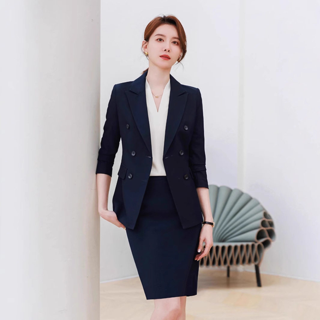 女款双排扣职业西装套装